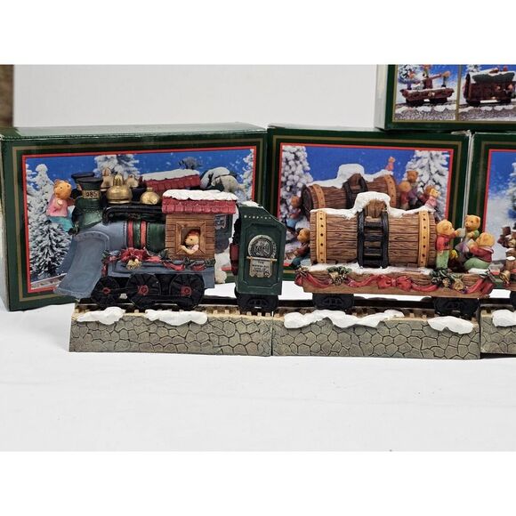 World Bazaar North Pole Express‎ Glass Train Set Full Set Vintage Christmas 95 - Picture 1 of 9